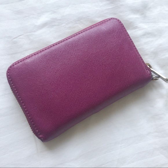 MK Zip Wallet - Picture 2 of 5